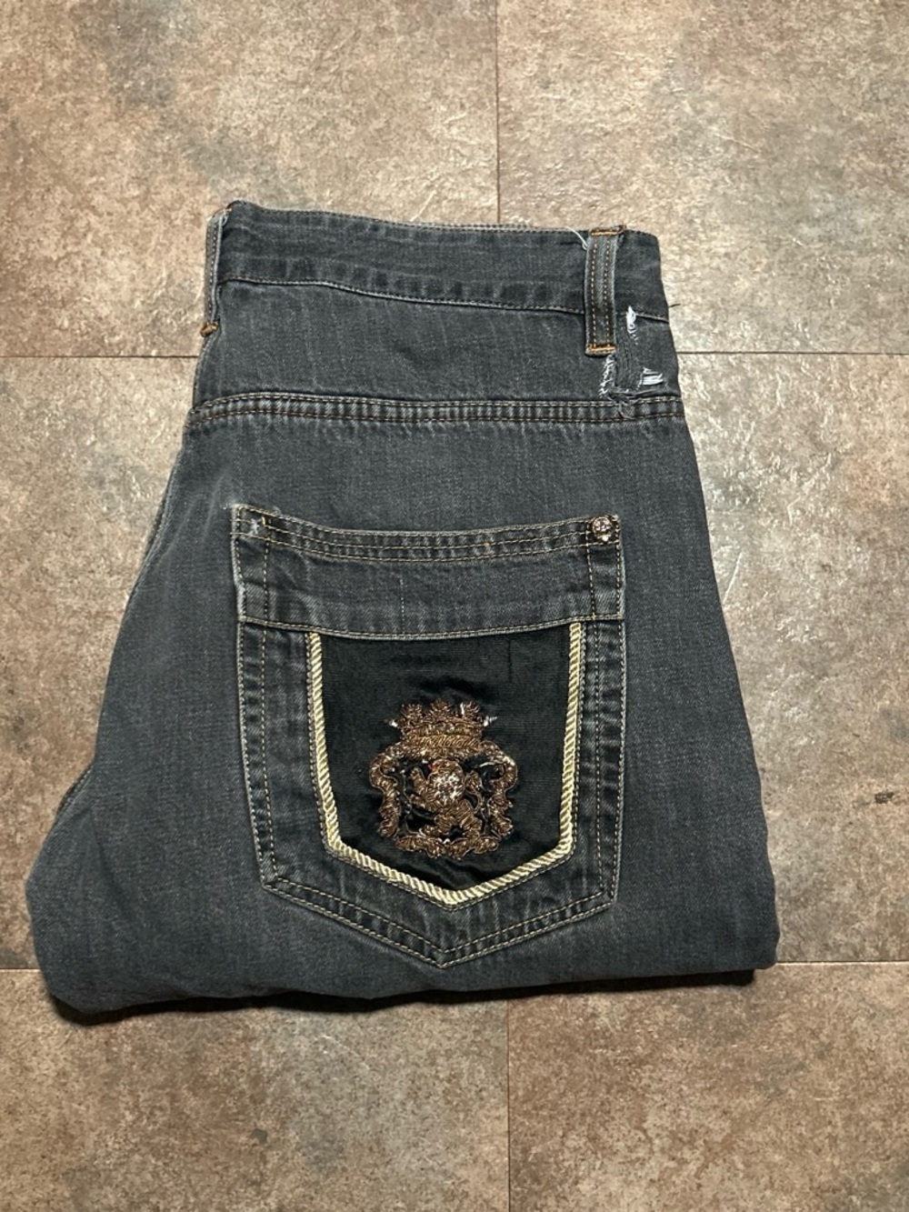 Men's Straight Dark Gray Jeans with Embroidered Back Pocket